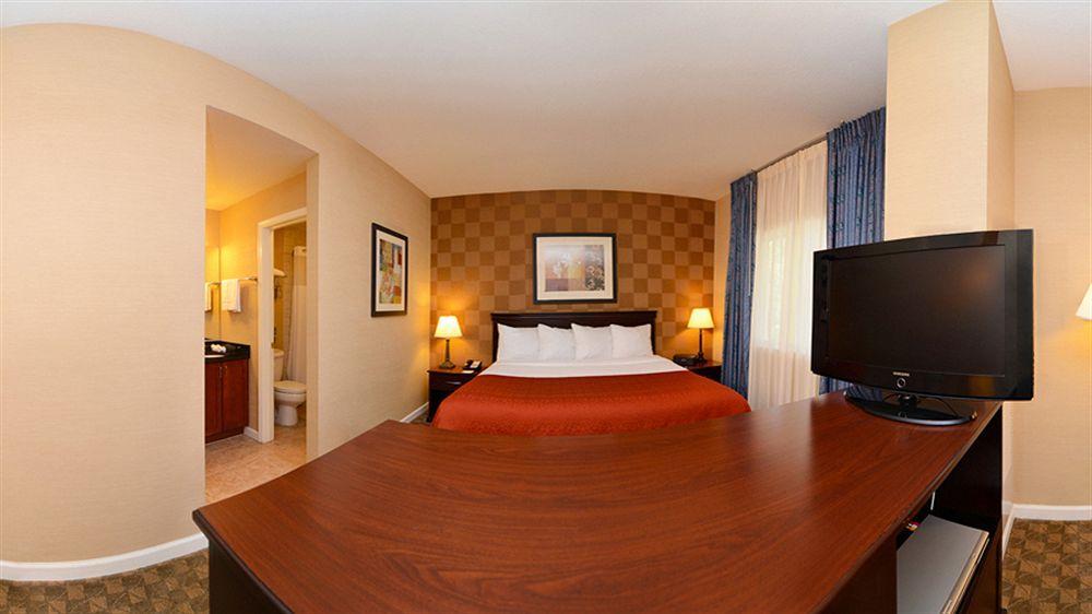 Quality Suites רוקוויל מראה חיצוני תמונה